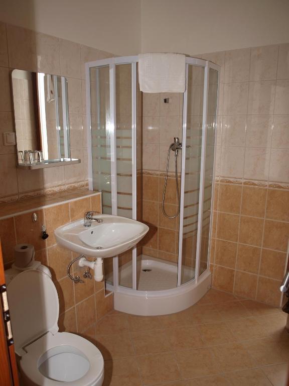 Hotel Oko Nitra Ruang foto